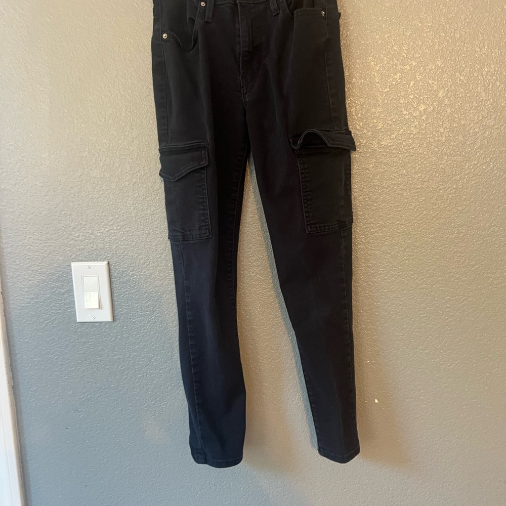 Levi's Women's Black Skinny Cargo Jeans